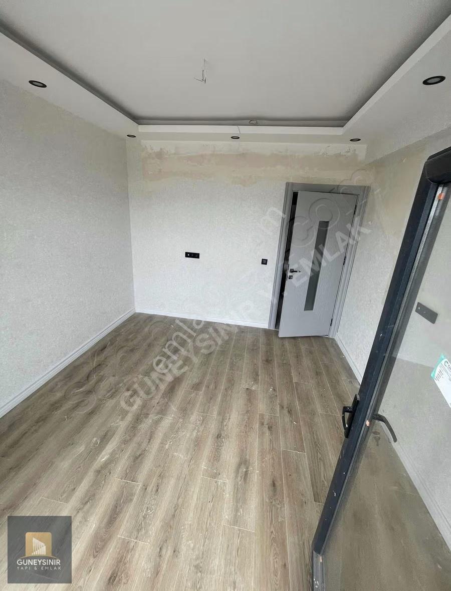 Şehir Hastanesi Yakını Cadde Cepheli Lüks 3+1 - Görsel 5