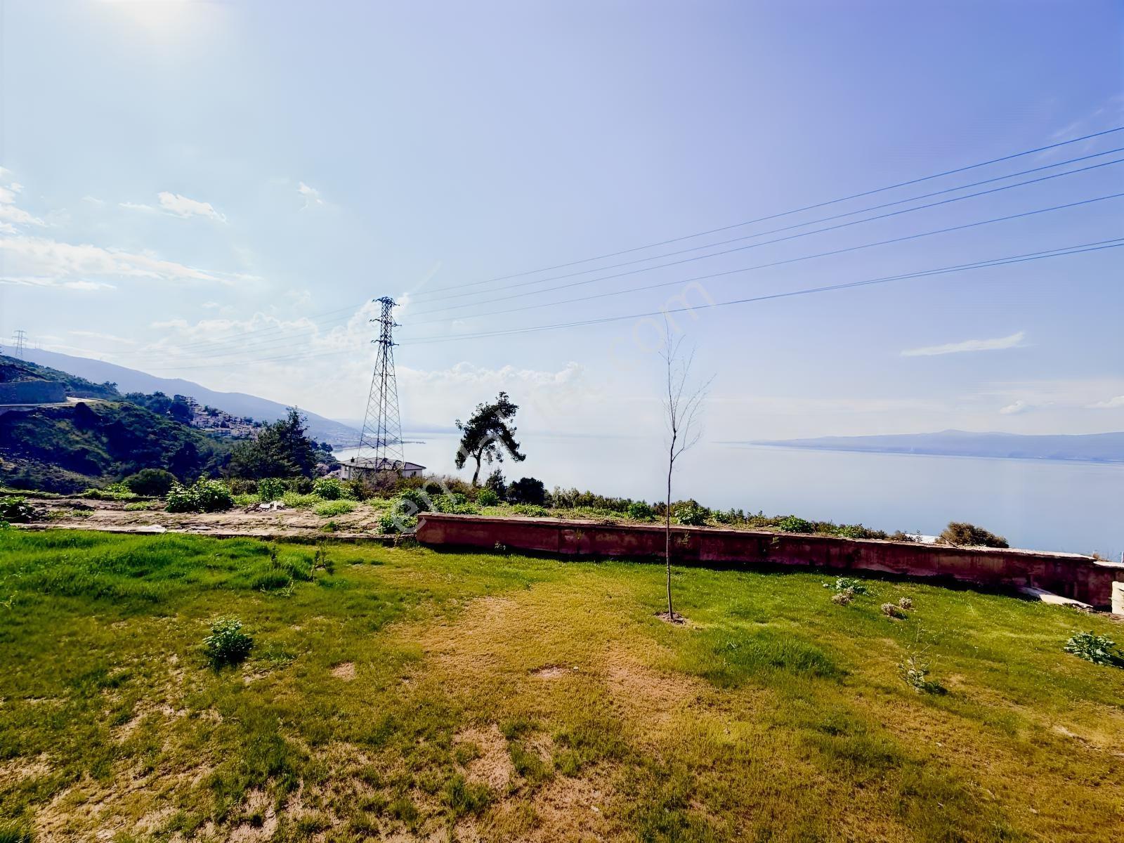 Gemlik Kurşunlu'da Eşsiz Deniz Manzaralı En Ön Köşe Konum Villa - Görsel 10