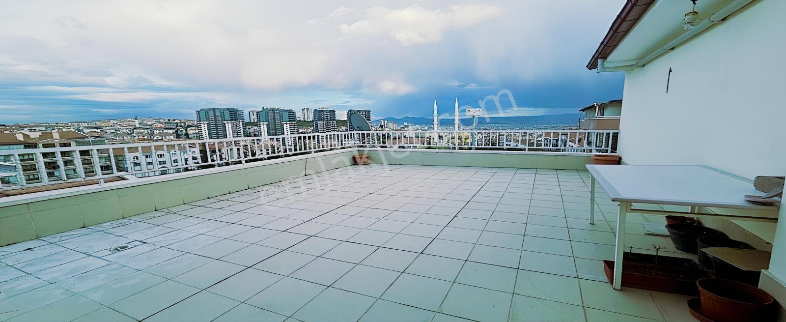 Esertepe De 4+2 250m2 Güney Cephe Manzaralı Dublex - Görsel 4