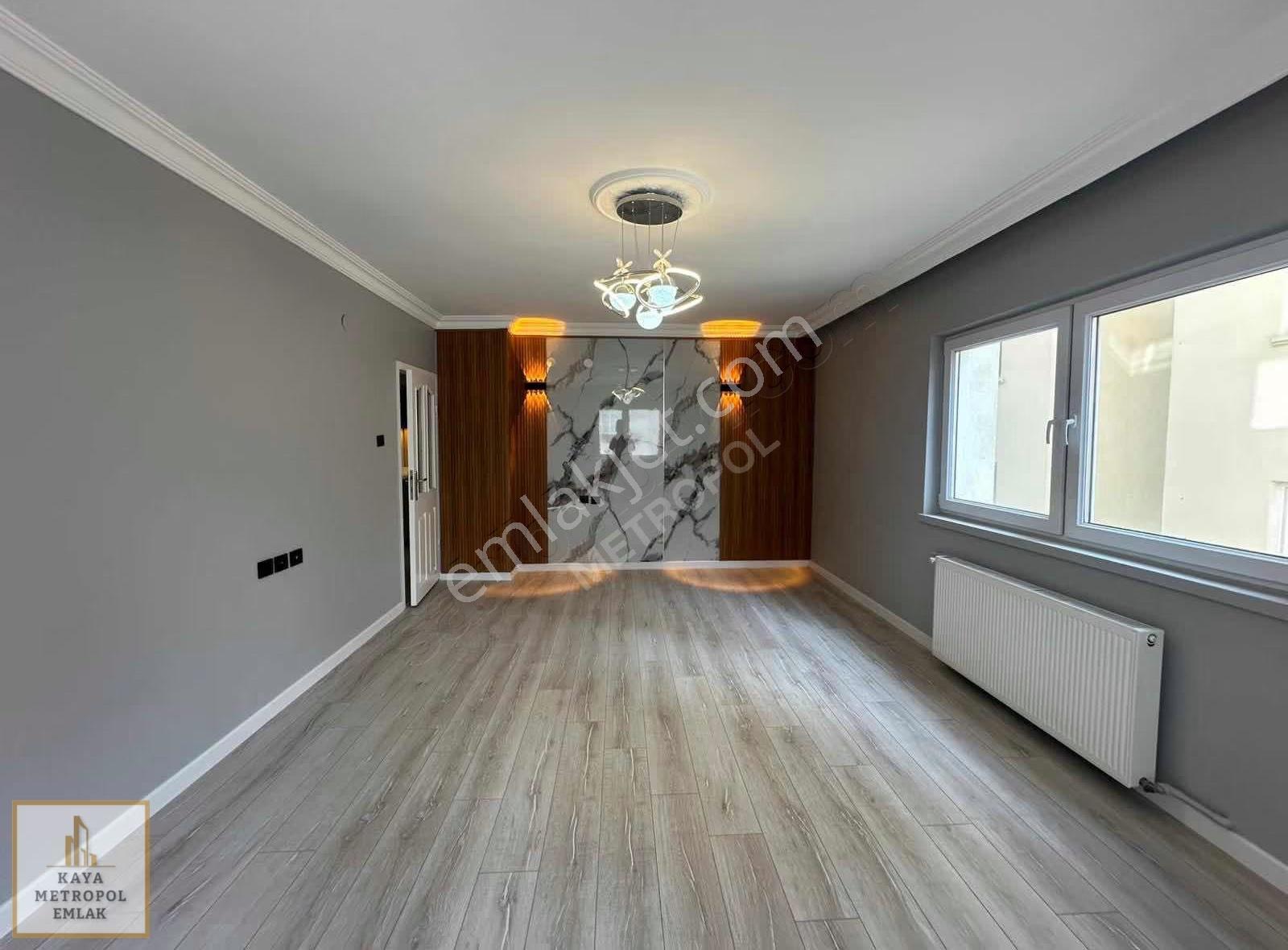 Etimesgut'ta Asansörlü Ara Kat Lüks Yapılı 120m2 3+1 Daire - Görsel 6