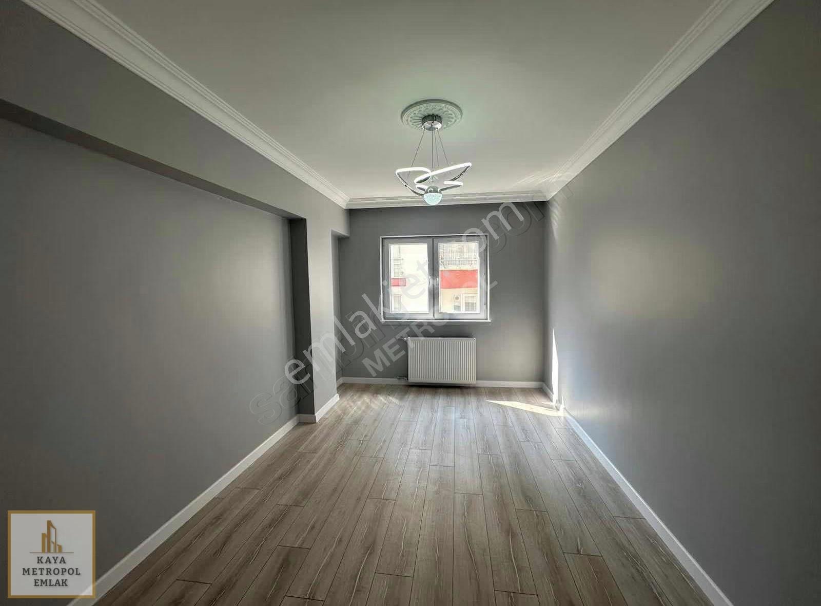 Etimesgut'ta Asansörlü Ara Kat Lüks Yapılı 120m2 3+1 Daire - Görsel 17