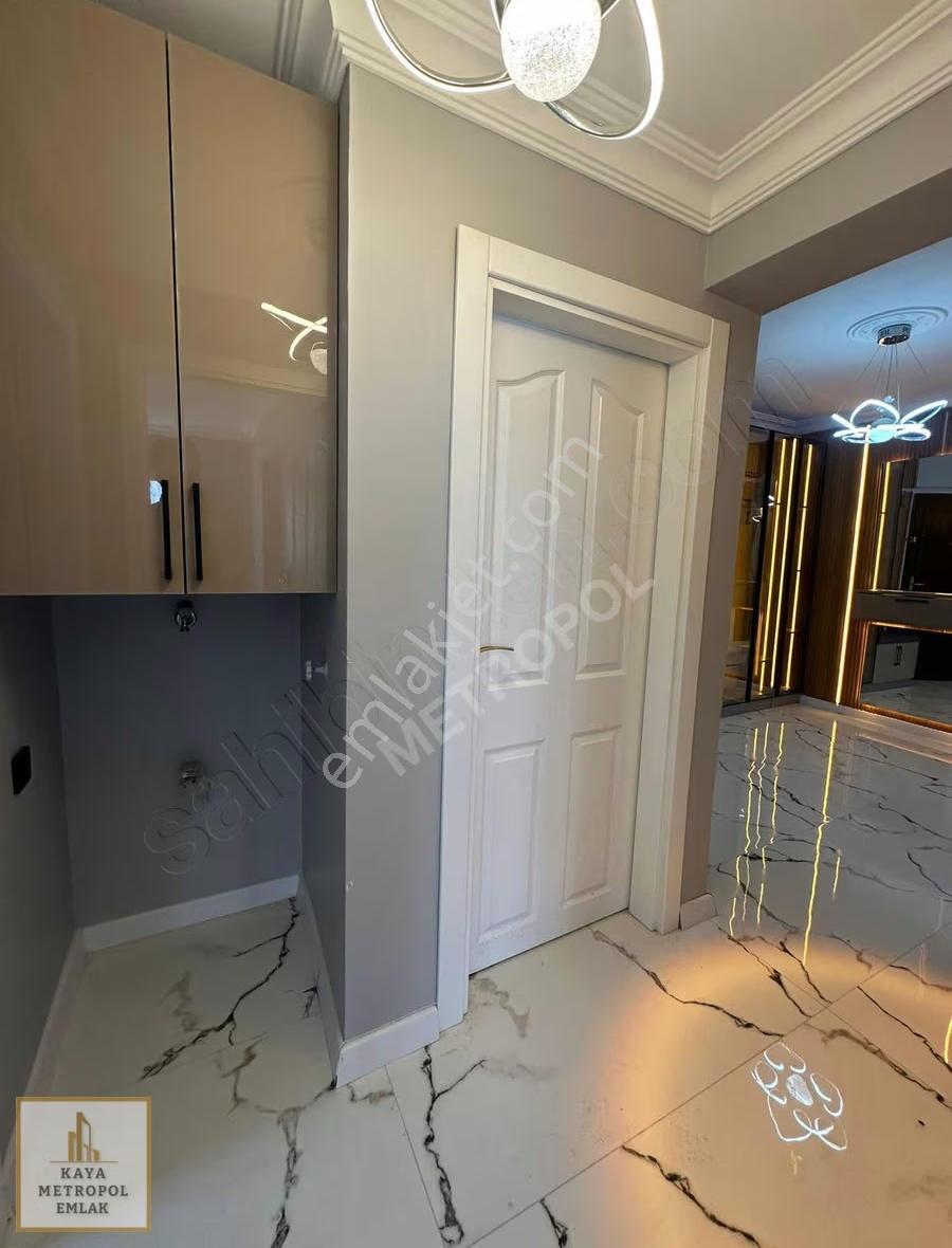 Etimesgut'ta Asansörlü Ara Kat Lüks Yapılı 120m2 3+1 Daire - Görsel 16