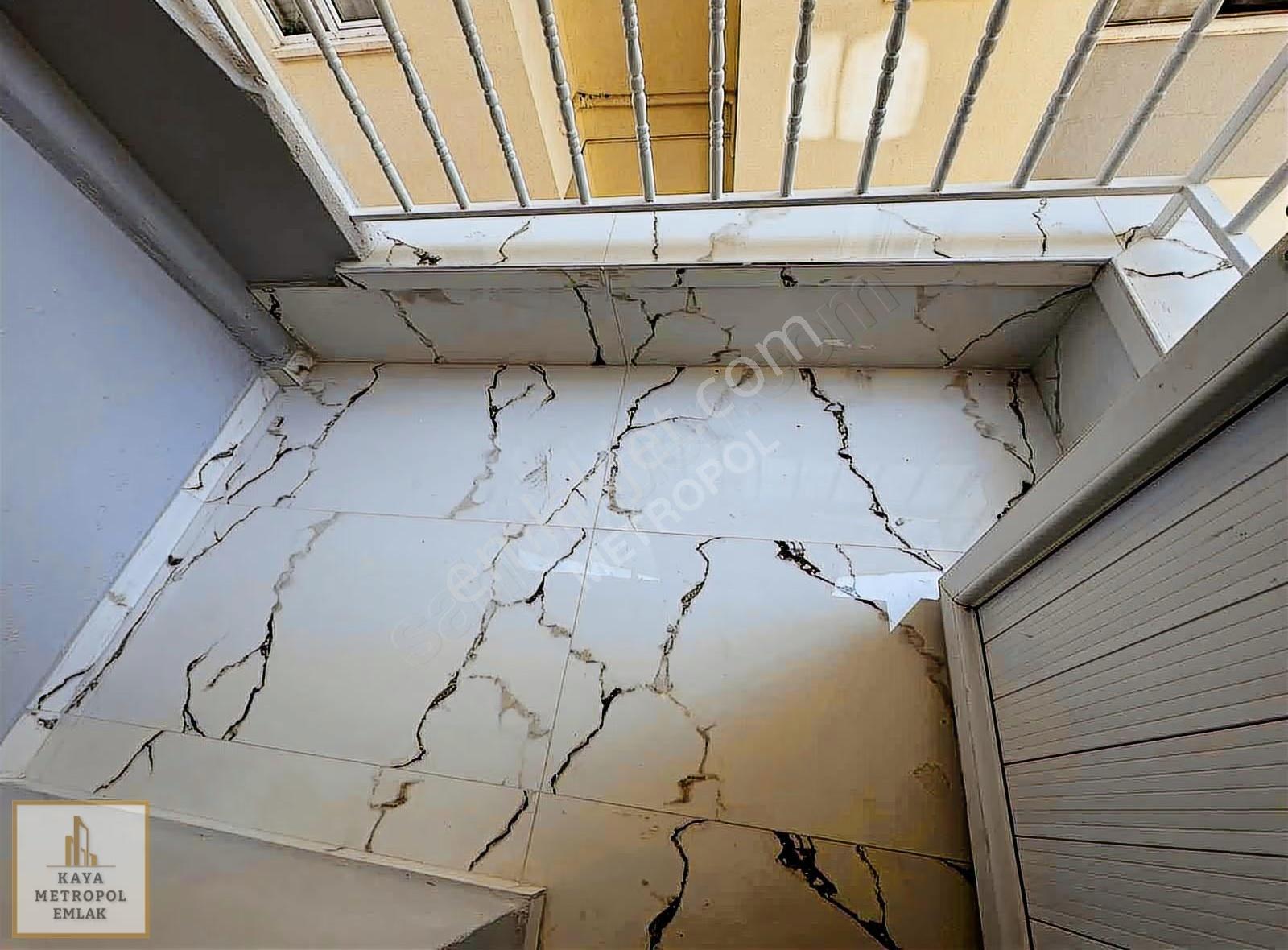 Etimesgut'ta Asansörlü Ara Kat Lüks Yapılı 120m2 3+1 Daire - Görsel 14
