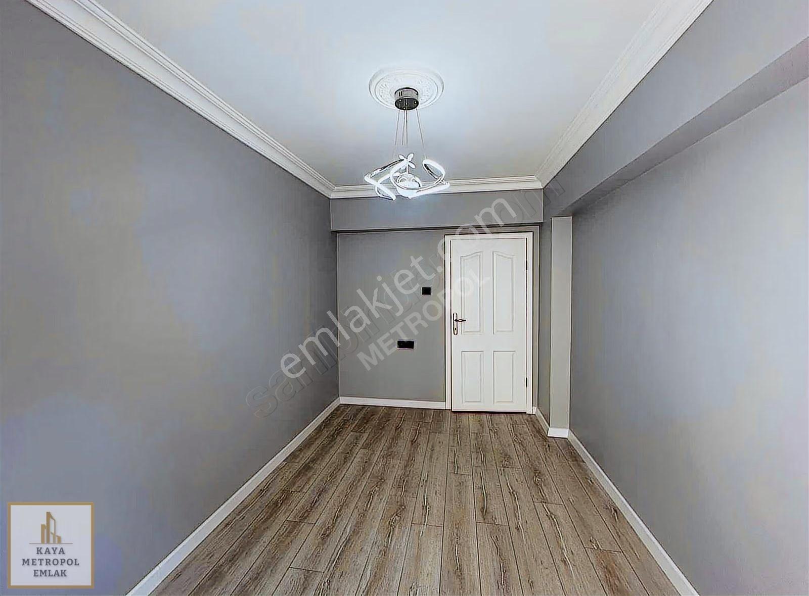 Etimesgut'ta Asansörlü Ara Kat Lüks Yapılı 120m2 3+1 Daire - Görsel 2