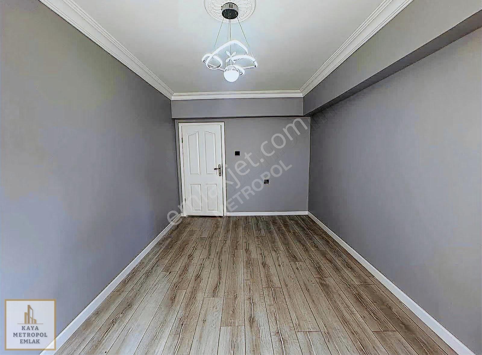 Etimesgut'ta Asansörlü Ara Kat Lüks Yapılı 120m2 3+1 Daire - Görsel 9