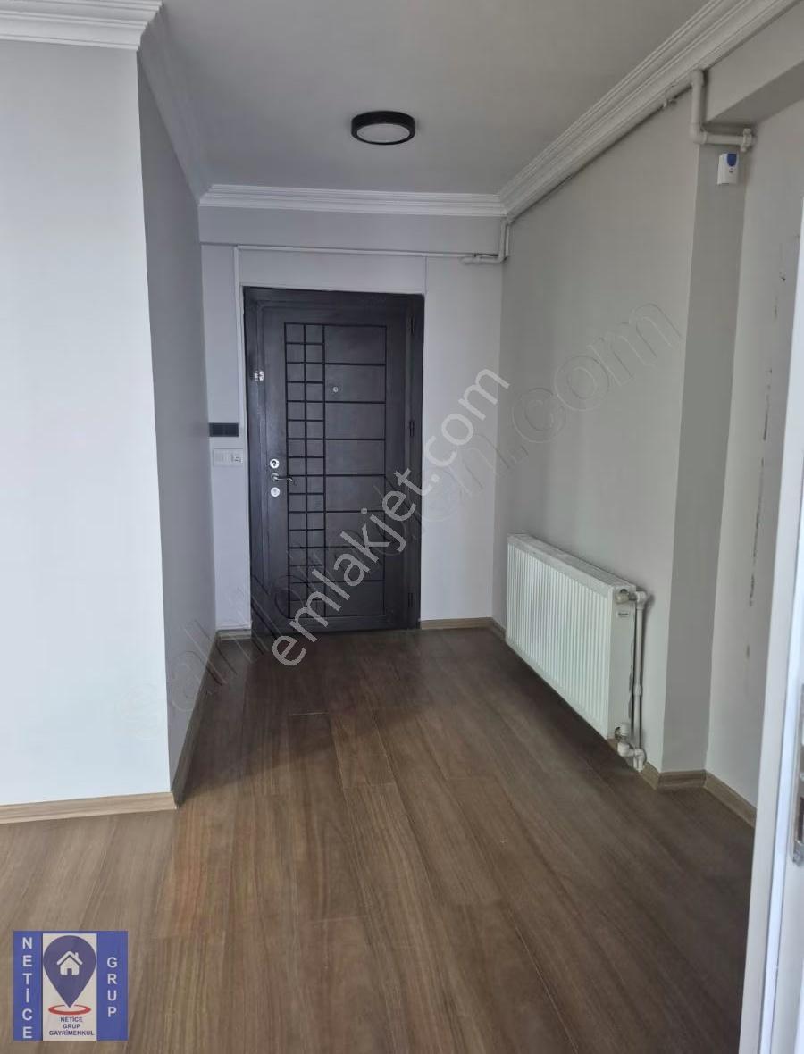 Ankara Yolu Üzeri Karasu İş M. Teraslı, 2+0 Kombili Kiralık Ofis - Görsel 16