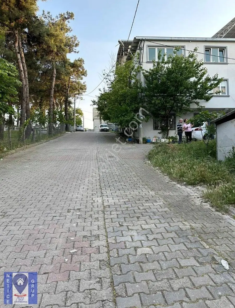 Osmangazi Ovaakça Santral Mah Köşe Konumda 175 M2 Satılık