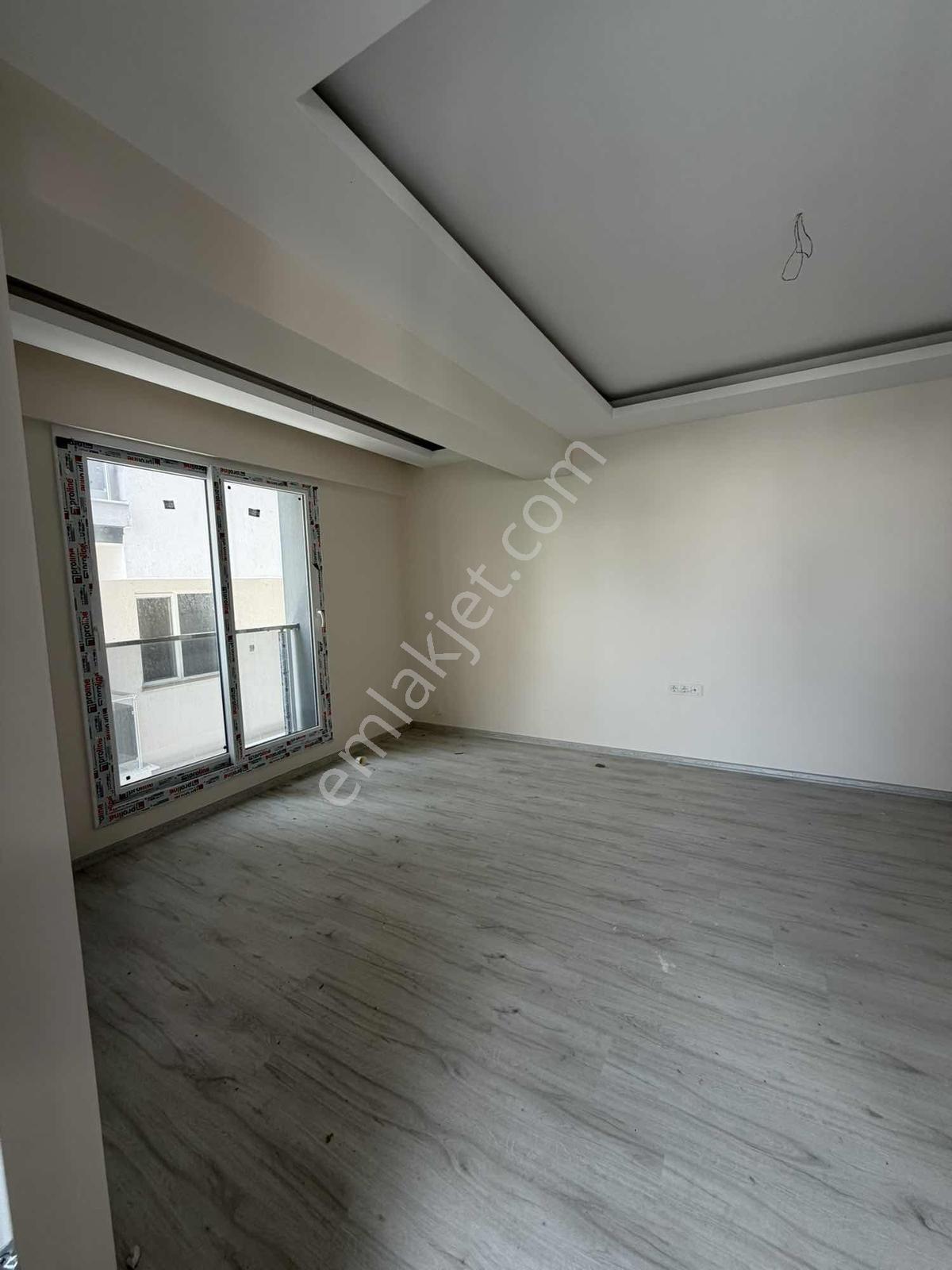 Menemende Satılık Daire 2+1 Kapalı Mutfak Ugurmumcu Mahallesinde - Görsel 4