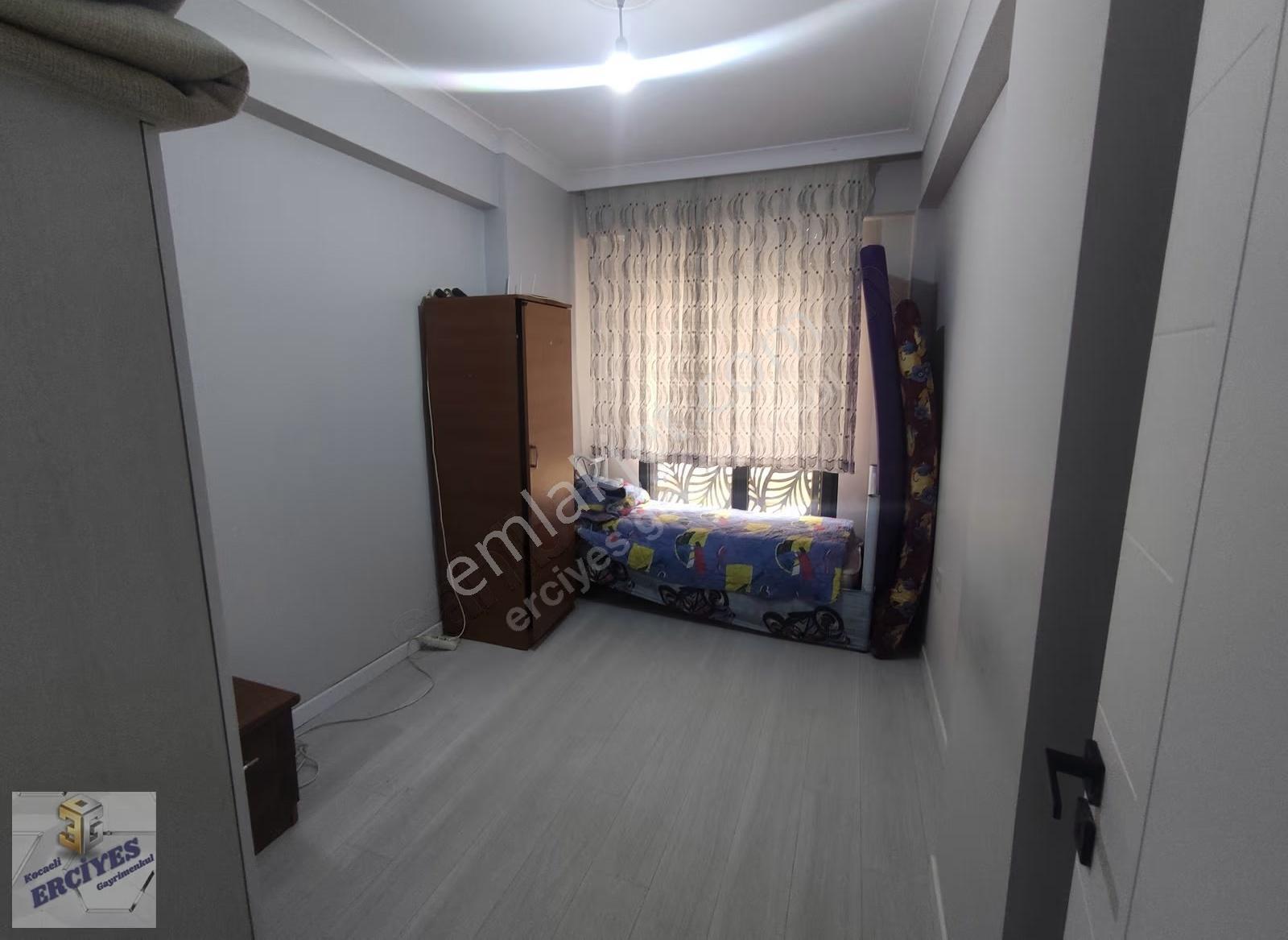 Başiskele Merkezde Eşyalı 2+1 Daire,halk Pazarı Yakınında - Görsel 7