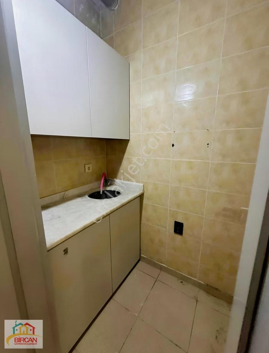 Güneydoğu İş Merkezi'nde Kiralık Ofis Dükkan - Görsel 9