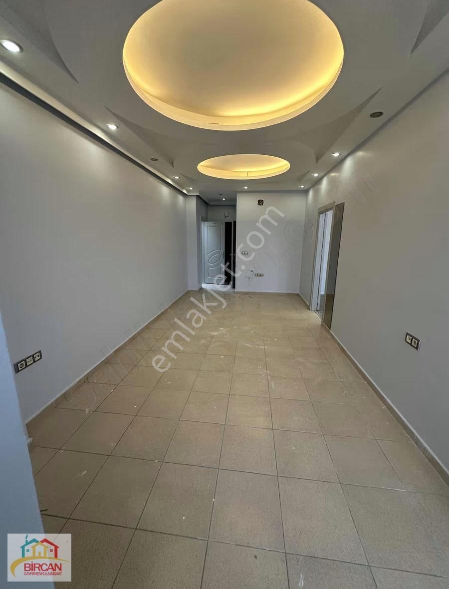 Güneydoğu İş Merkezi'nde Kiralık Ofis Dükkan - Görsel 6