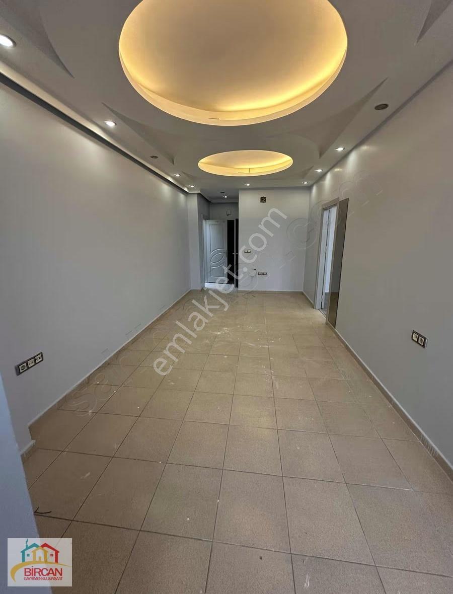 Güneydoğu İş Merkezi'nde Kiralık Ofis Dükkan - Görsel 19