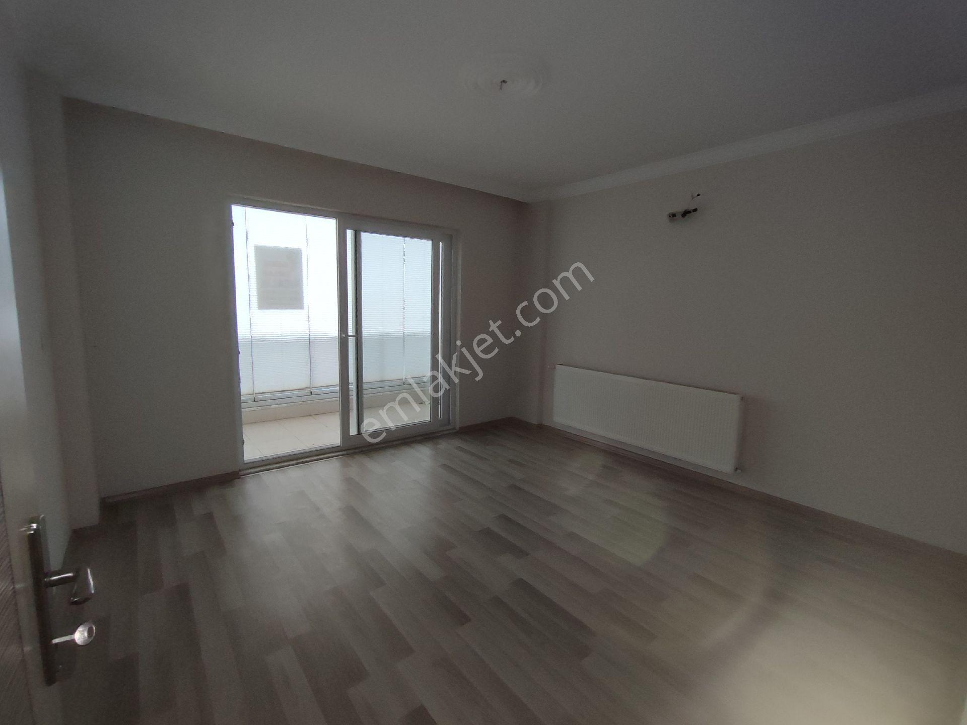 Nazillimizin En Gözde Mevkisinde Geniş Kiralık Daire - Görsel 26