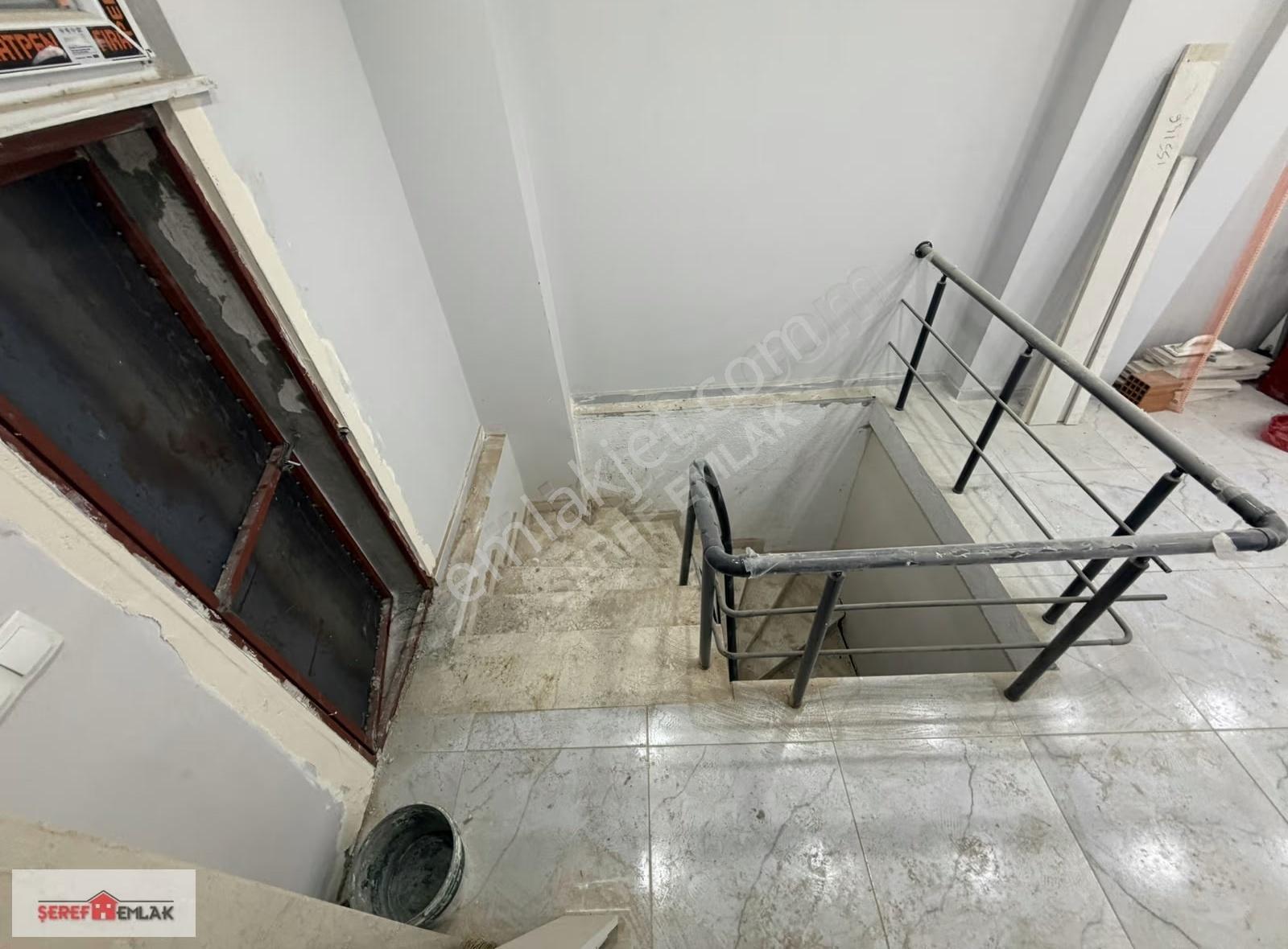 Şeref Emlak'tan Yüksek Giriş 110m² Bahçeli 2 Katlı Dükkan - Görsel 2