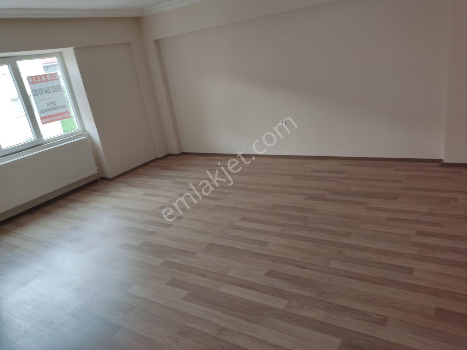 Yeni Mahalle'de Ana Cadde Üzerinde 3+1 Geniş Kiralık Daire - Görsel 14