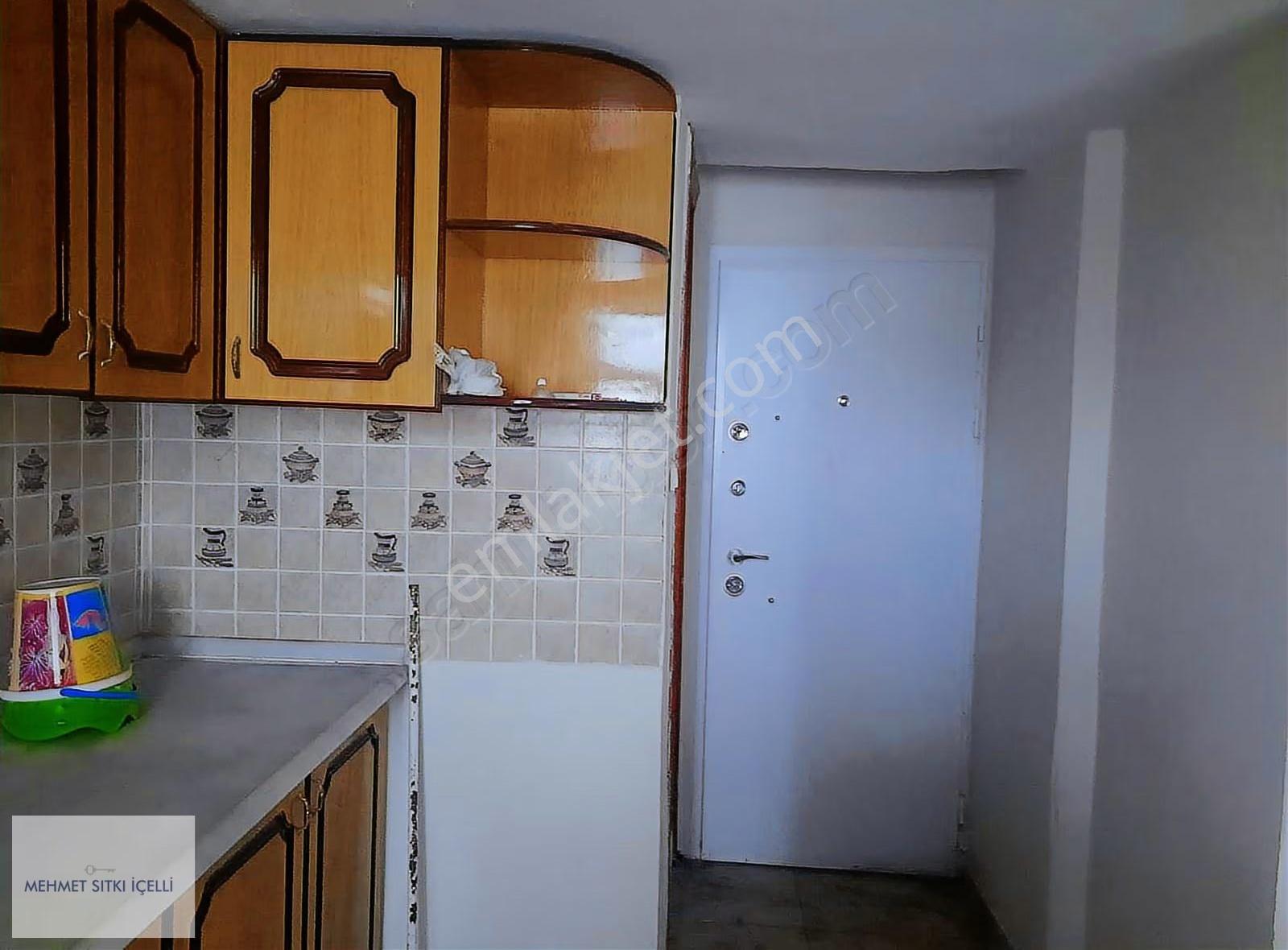 Denize 300 M Güzelçamlı Tire Kalamaki Sitesinde Köşe Villa - Görsel 16