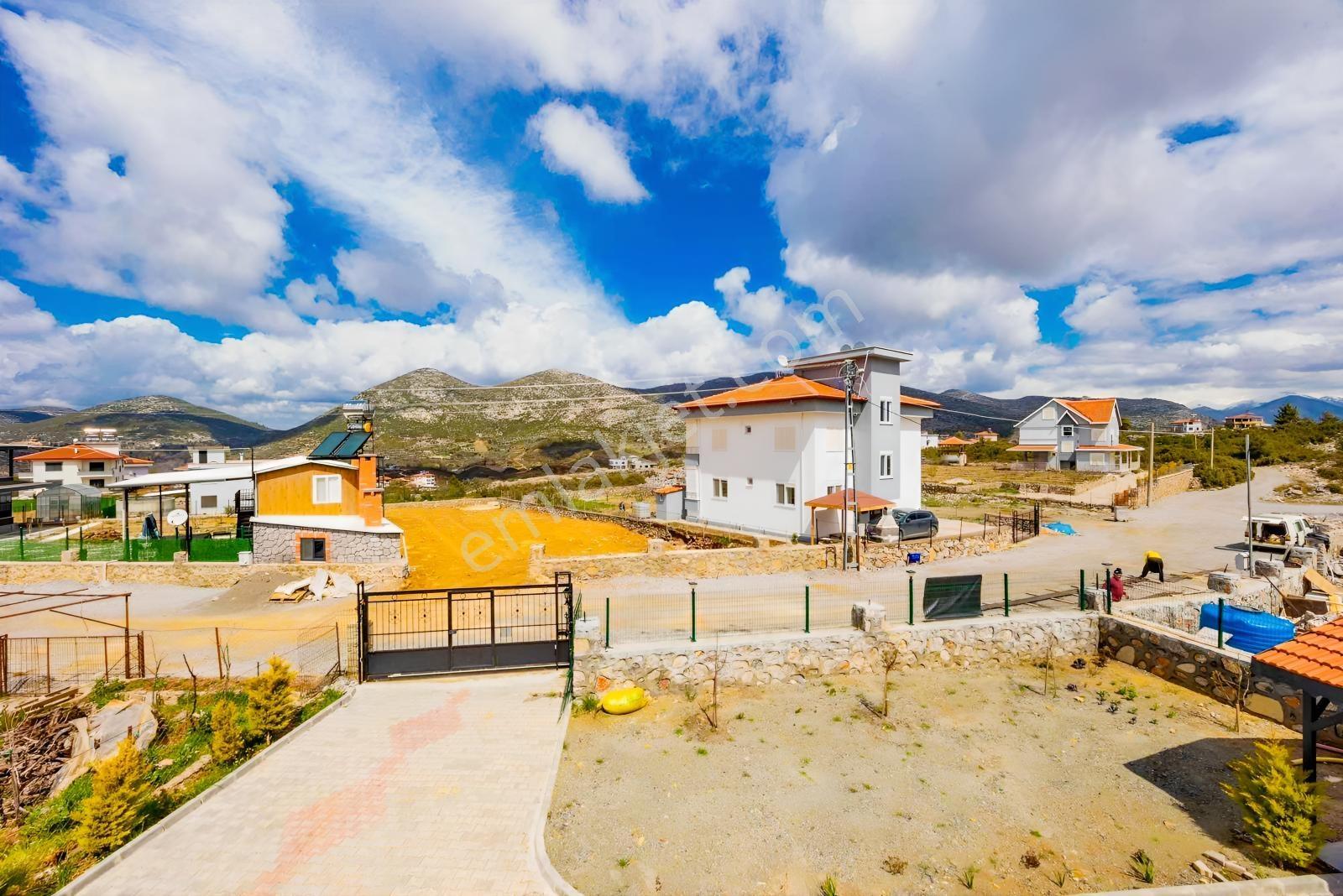 Alanya Güzelbağ'da Doğa İle İç İçe Havuzlu Müstakil Ev - Görsel 34