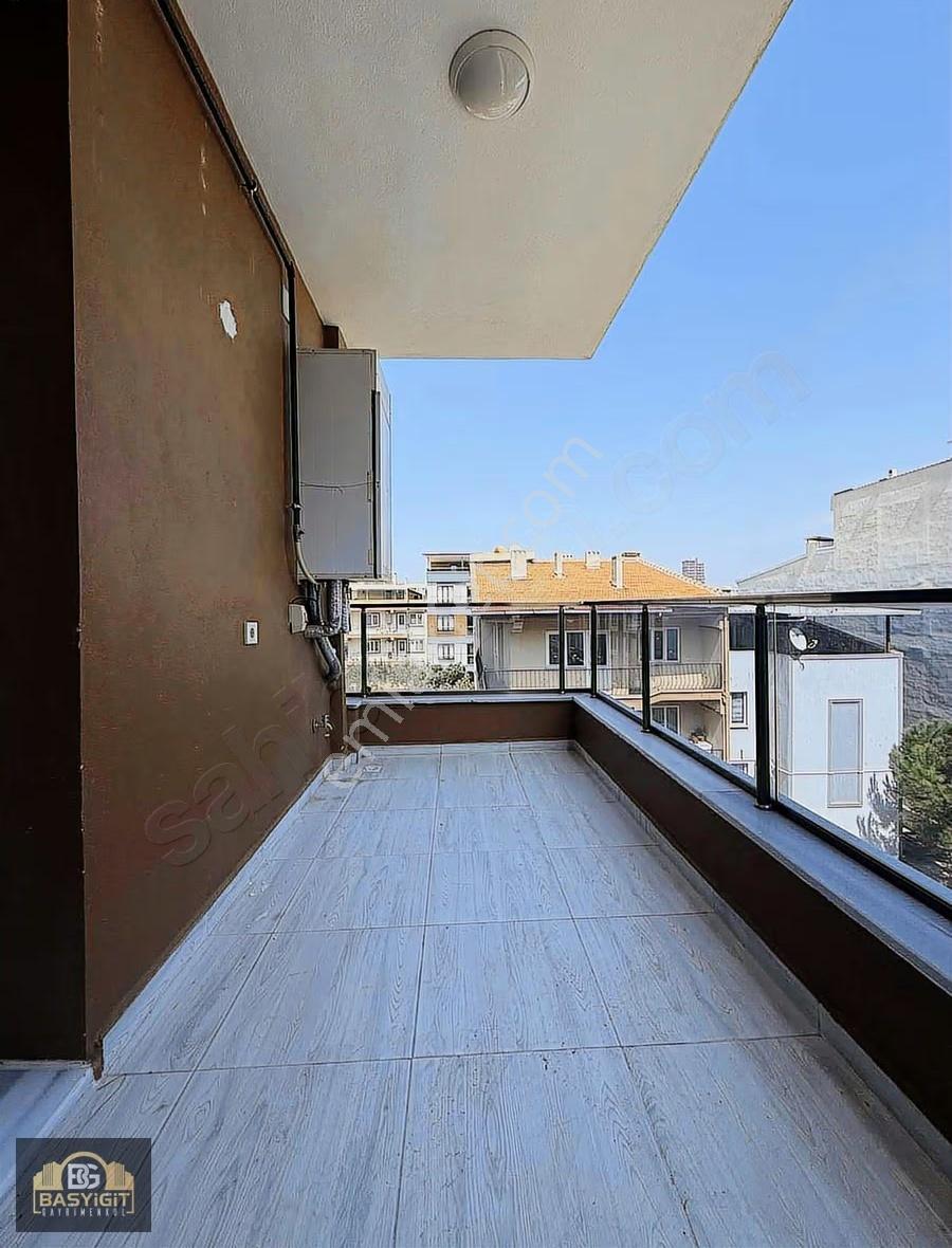 Hürriyet Mah.3.kat-2+1,95m2 Asansörlü,otoparklı Kiralık Daire - Görsel 16
