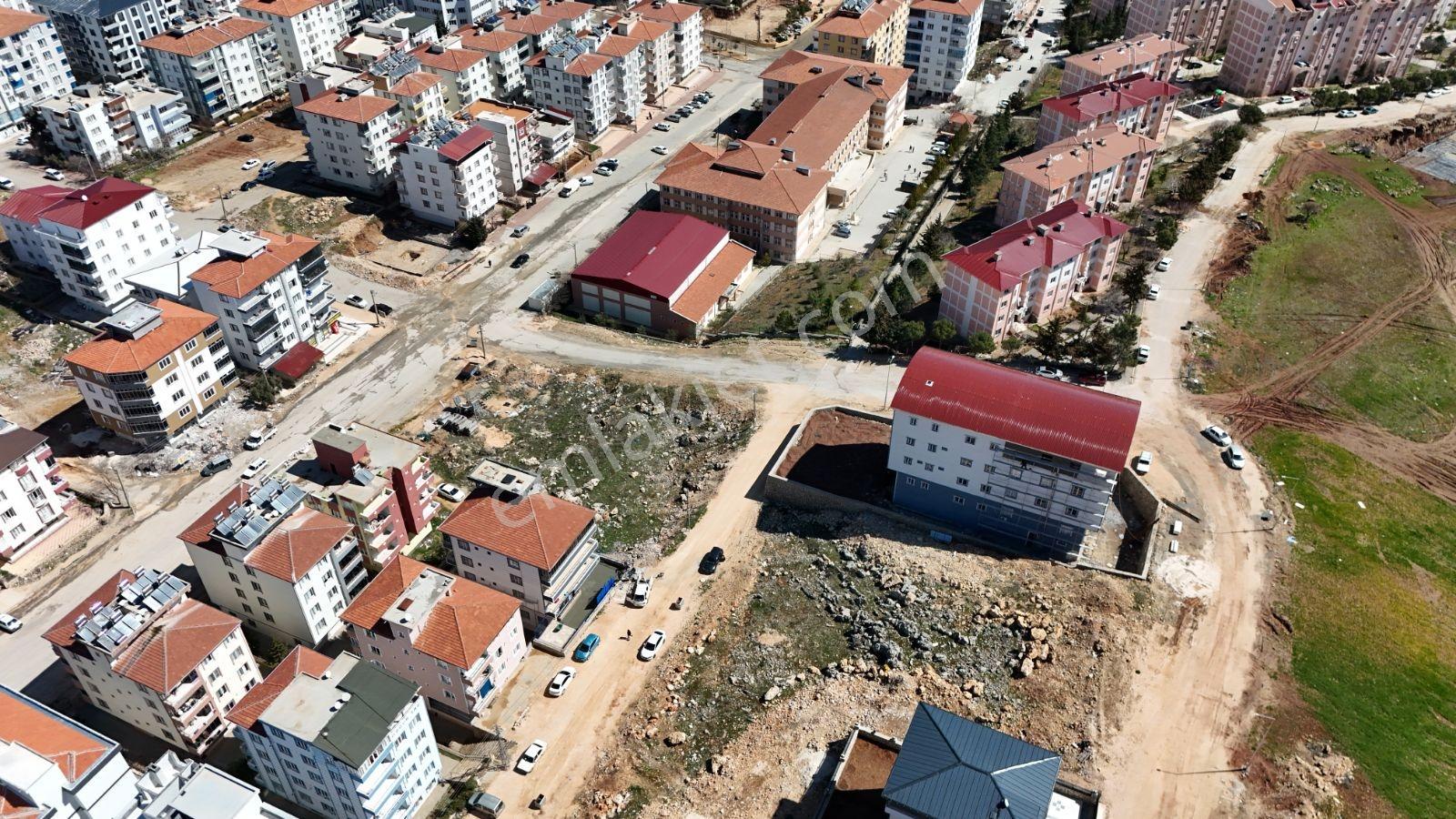 Hakev'den Erdemoğlunda,merkezi Konumda Satılık Villa Arsası