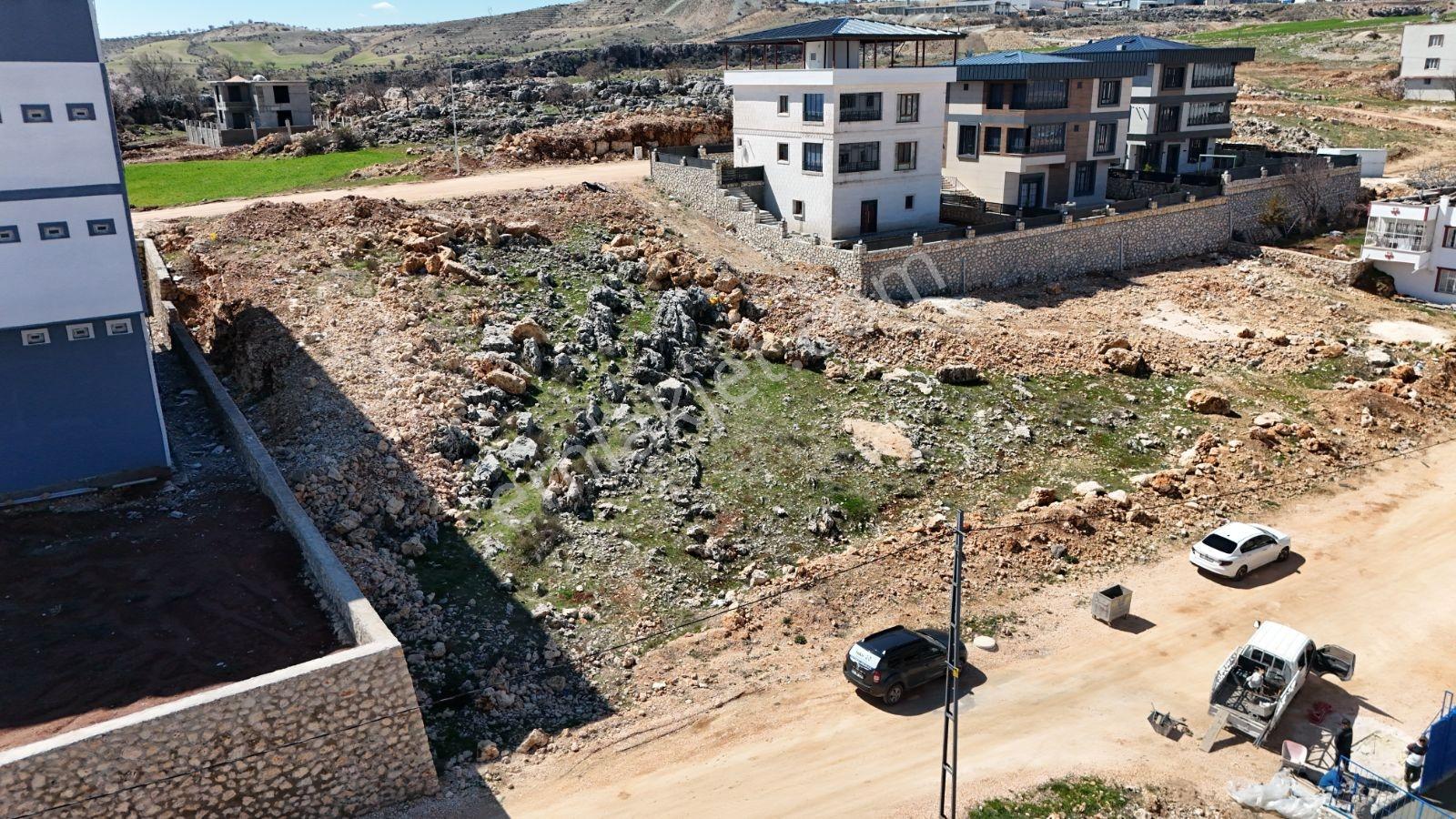 Hakev'den Erdemoğlunda,merkezi Konumda Satılık Villa Arsası - Görsel 19