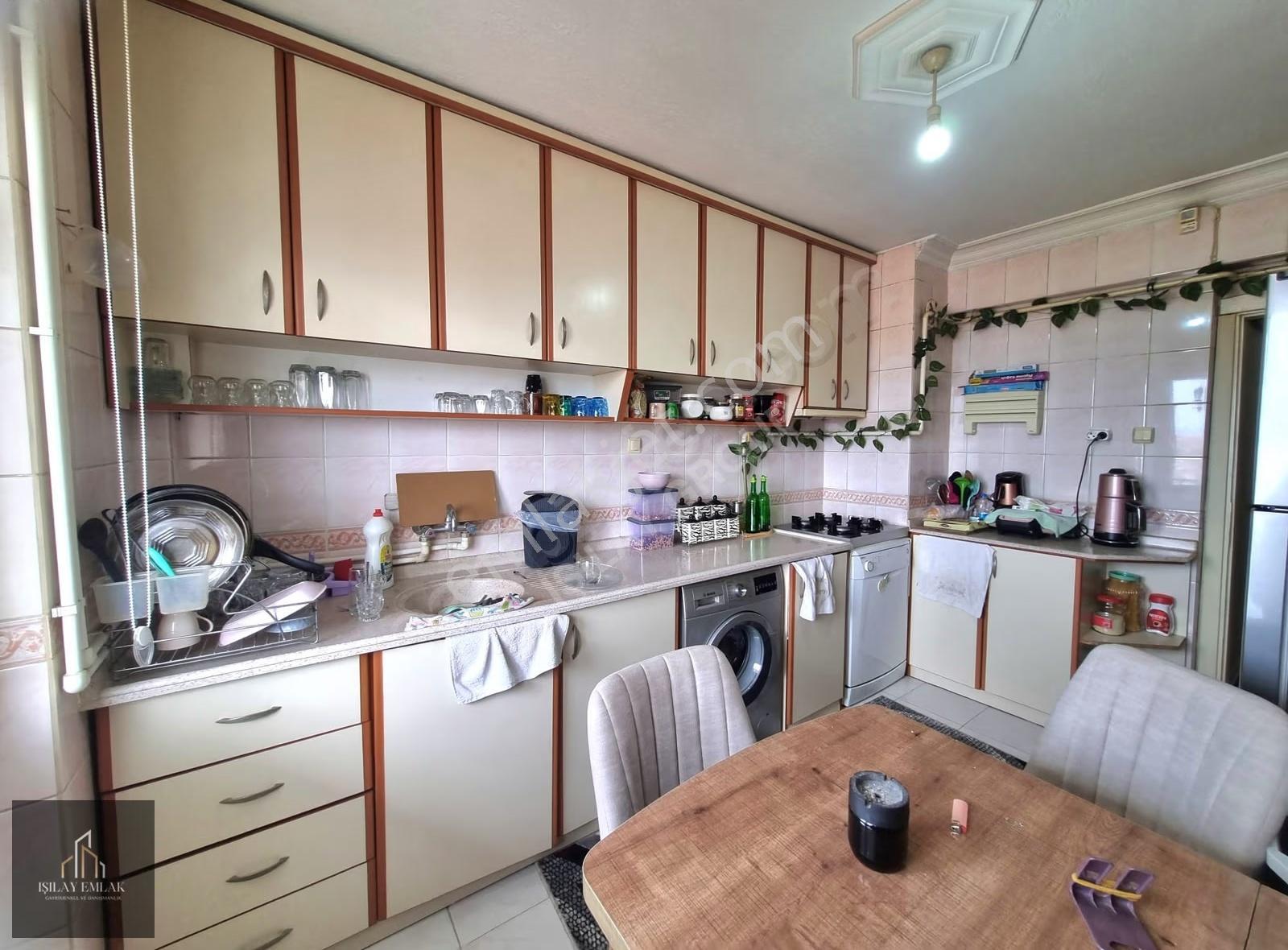 Afyon İstiklal Mahallesinde 3+1 Satılık Daire - Görsel 3