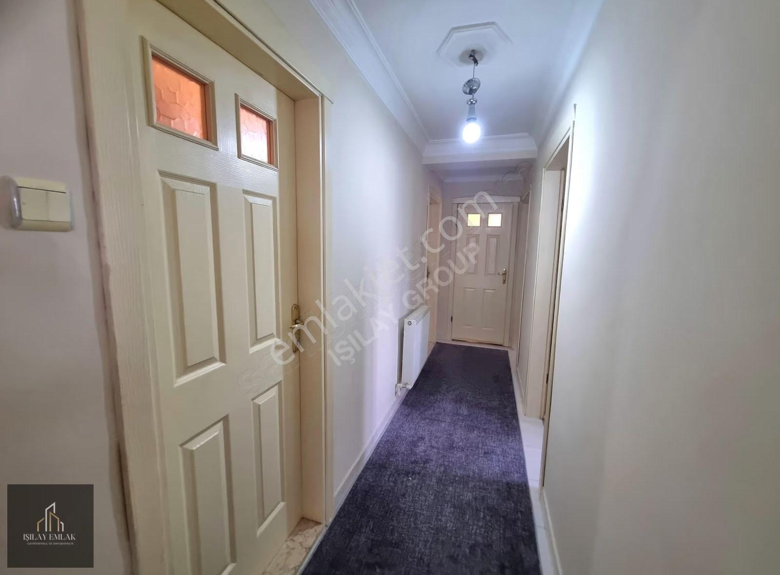 Afyon İstiklal Mahallesinde 3+1 Satılık Daire - Görsel 8