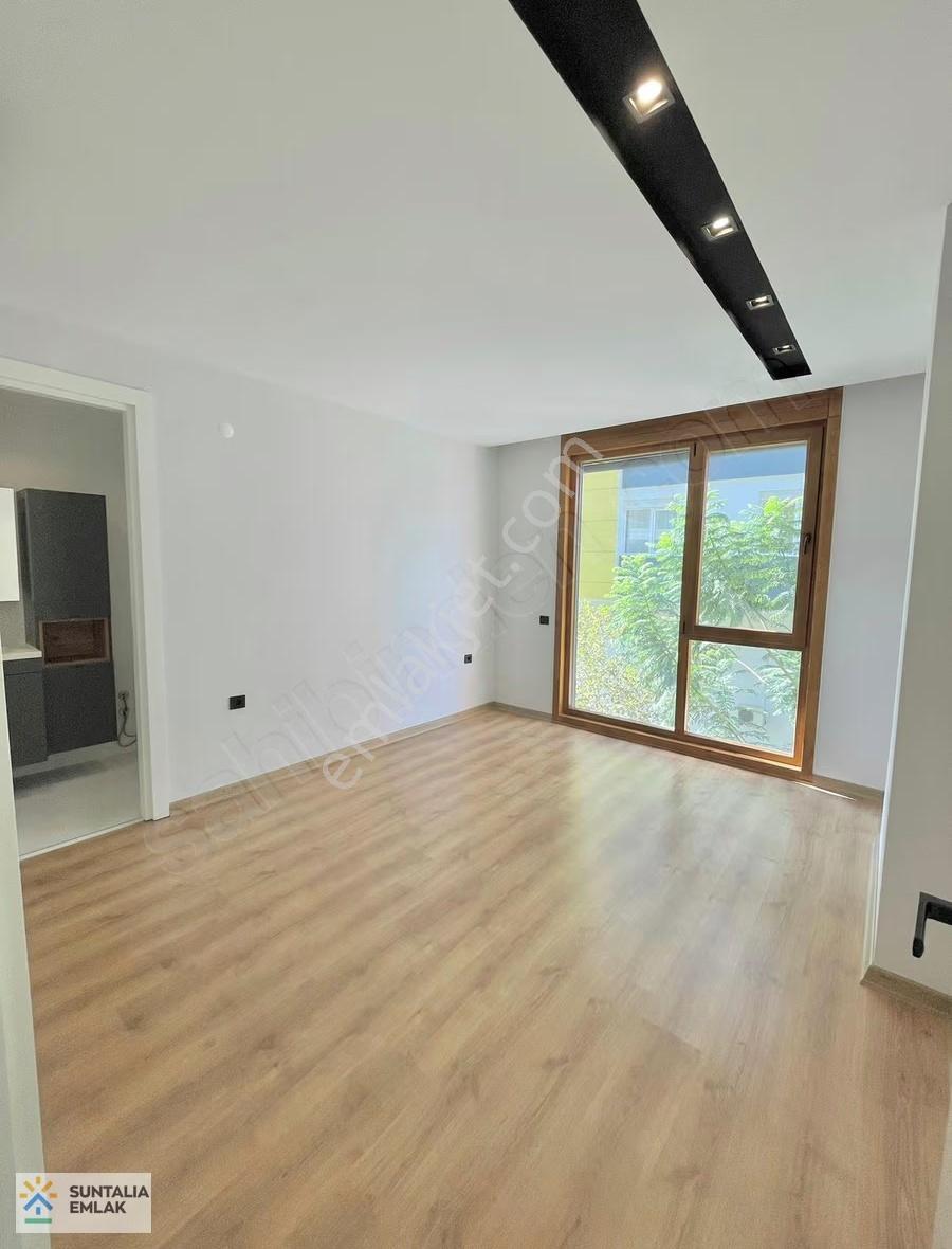Arakat 6 Yıllık Bina-2+1 108 M2- 2 Banyo - Hemen Teslim Havuzlu - Görsel 2