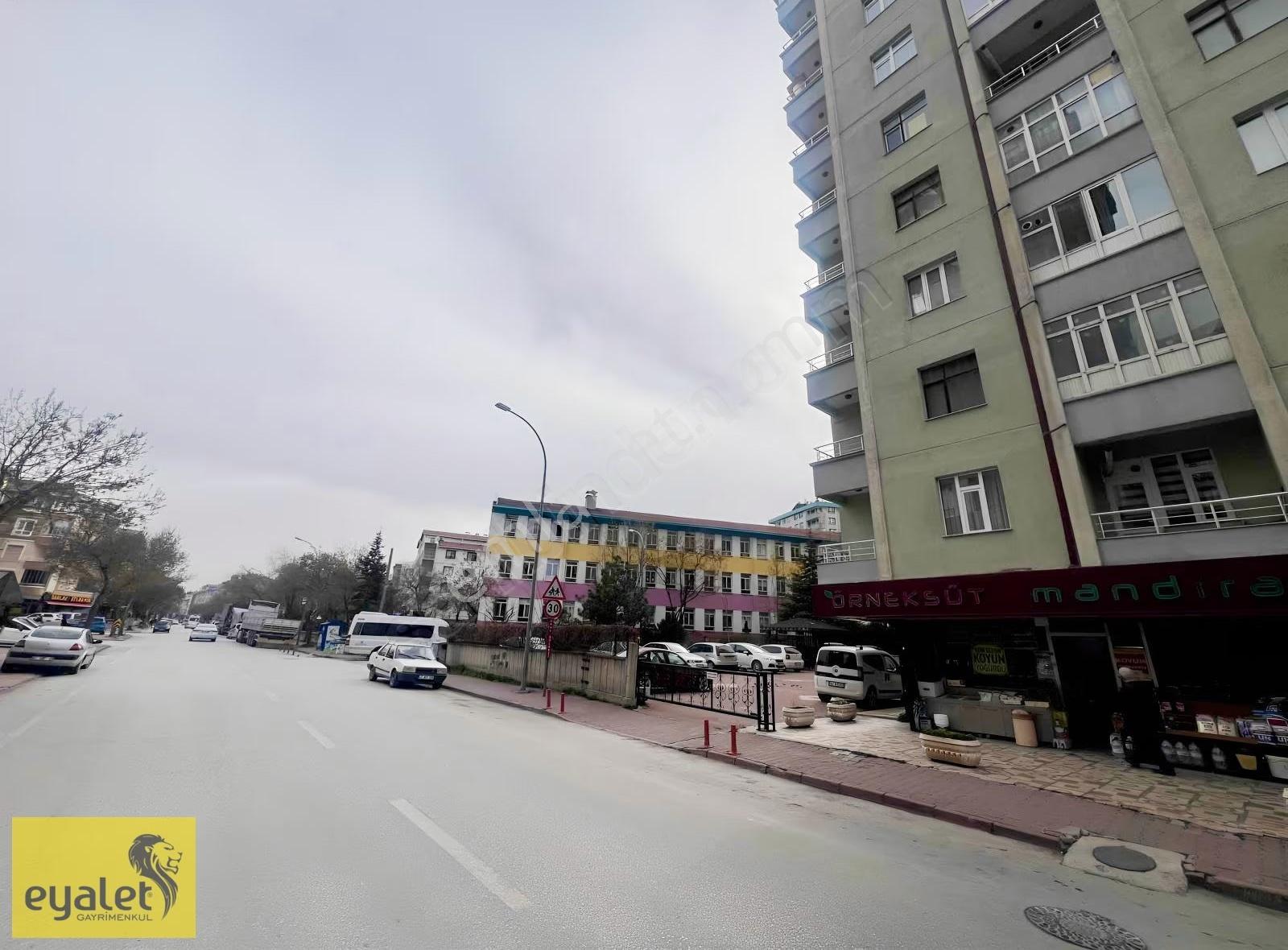 İl Jandarma Karşısı Hesaplı Ara Kat 3+1 Daire - Görsel 12