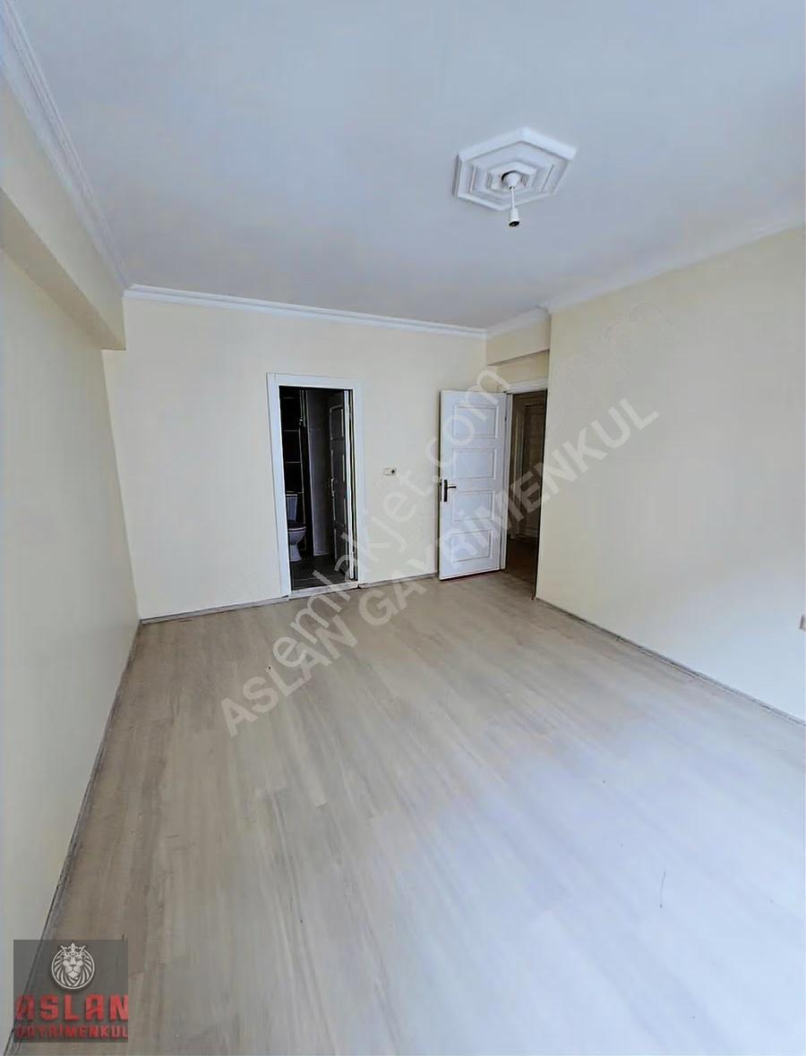 Aslan Emlak Gayrimenkulden Çamlıcada 3+1 Kiralık Daire - Görsel 5