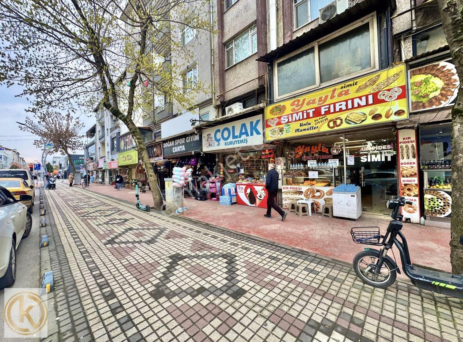 Kaymak Emlaktan Adapazarı Çark Caddesinde 70 M2 Satılık Dükkan