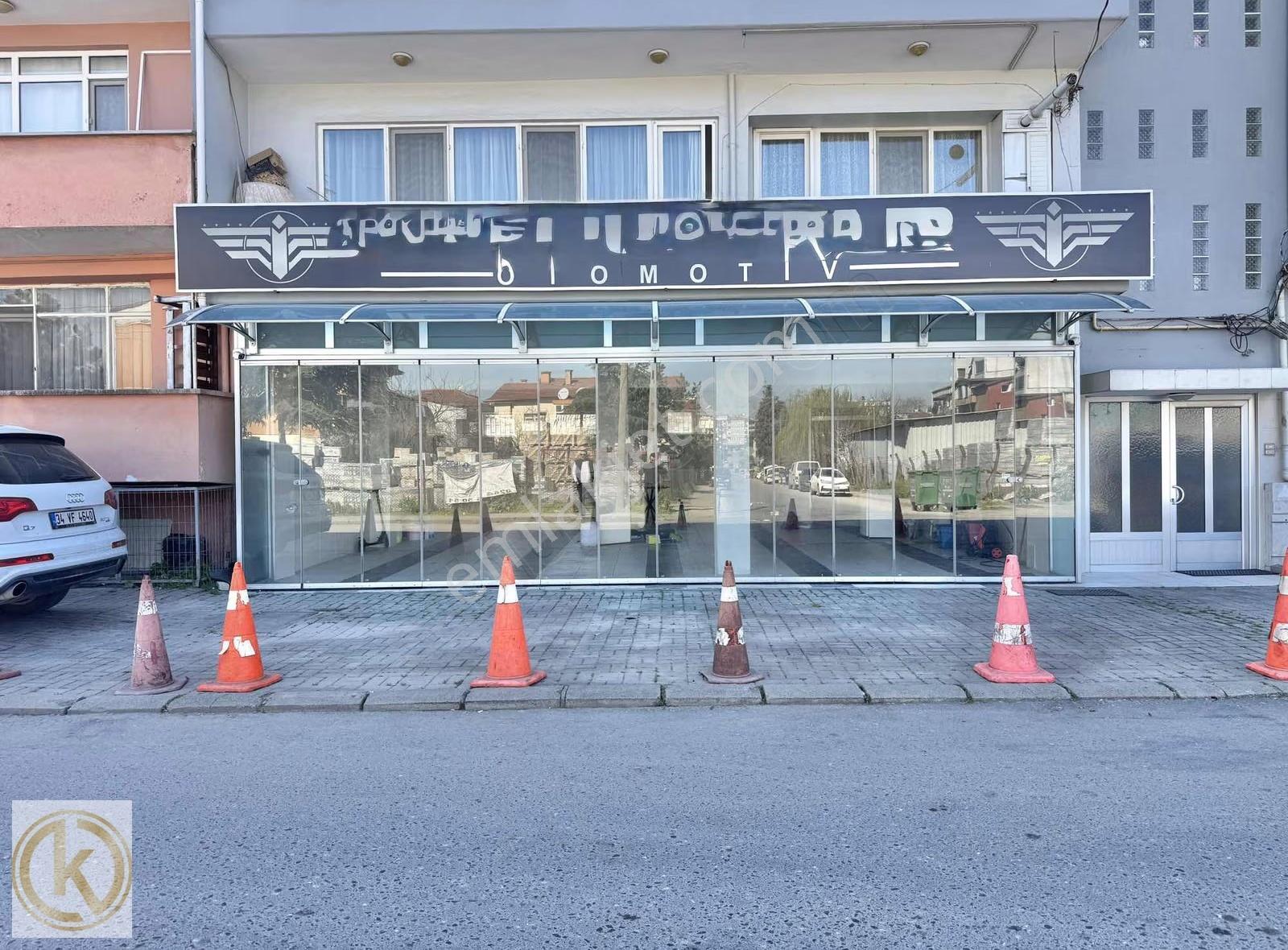 Kaymak Emlaktan Erenler Yeşiltepe'de 150 M2 Kiralık Dükkan - Görsel 2