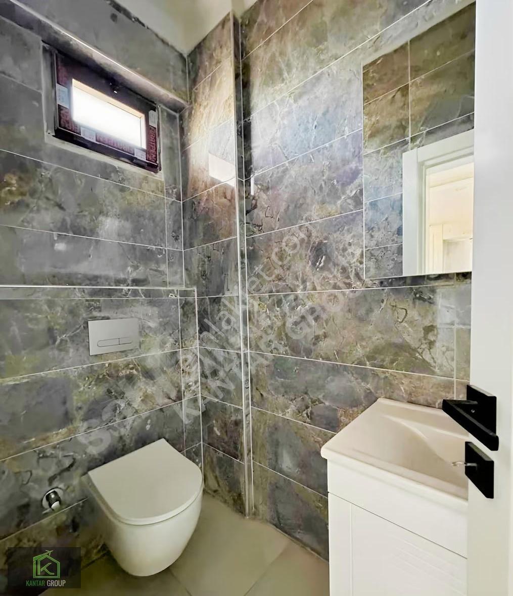 Site İçinde Havuzlu 3.5+1 Kiralık Villa - Görsel 5