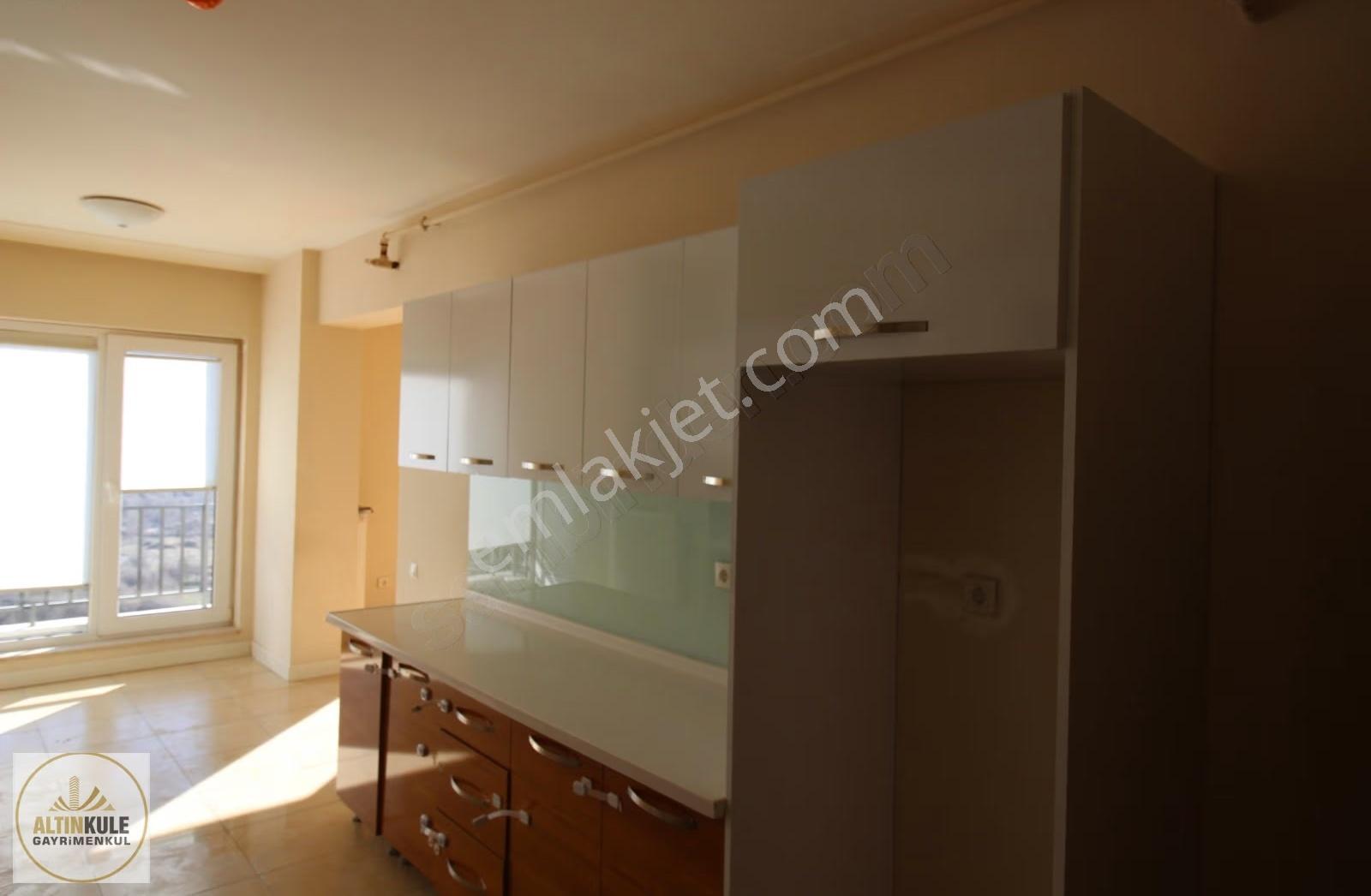 Güneypark -2 Sitesi Ayrık Bloklar 4+1 200 M2 - Görsel 2