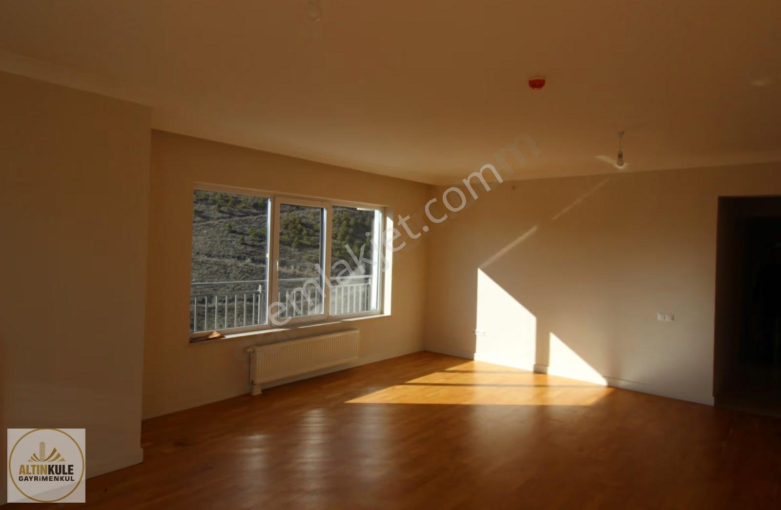 Güneypark -2 Sitesi Ayrık Bloklar 4+1 200 M2 - Görsel 12