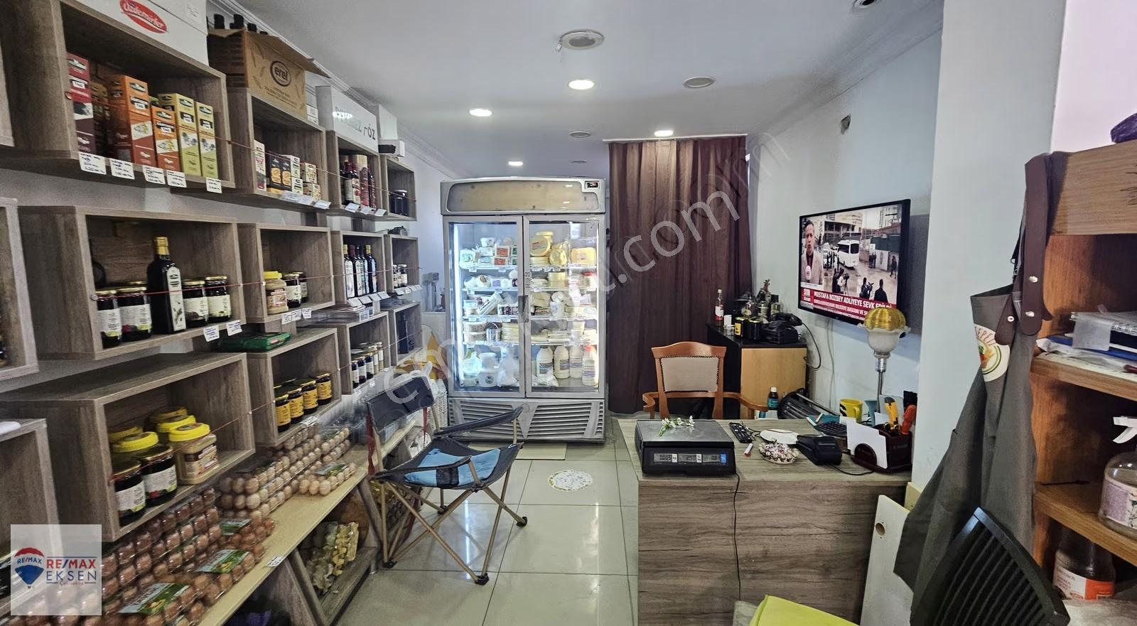 Kadıköy Koşuyolu Cad. Devren Kiralık Dükkan Güncel Kira 20000 Tl - Görsel 23