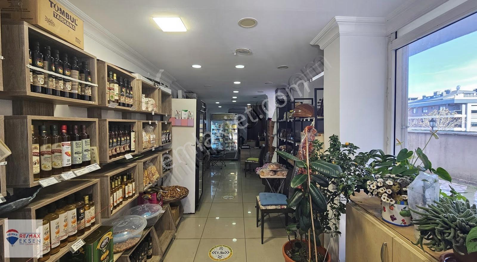 Kadıköy Koşuyolu Cad. Devren Kiralık Dükkan Güncel Kira 20000 Tl - Görsel 22