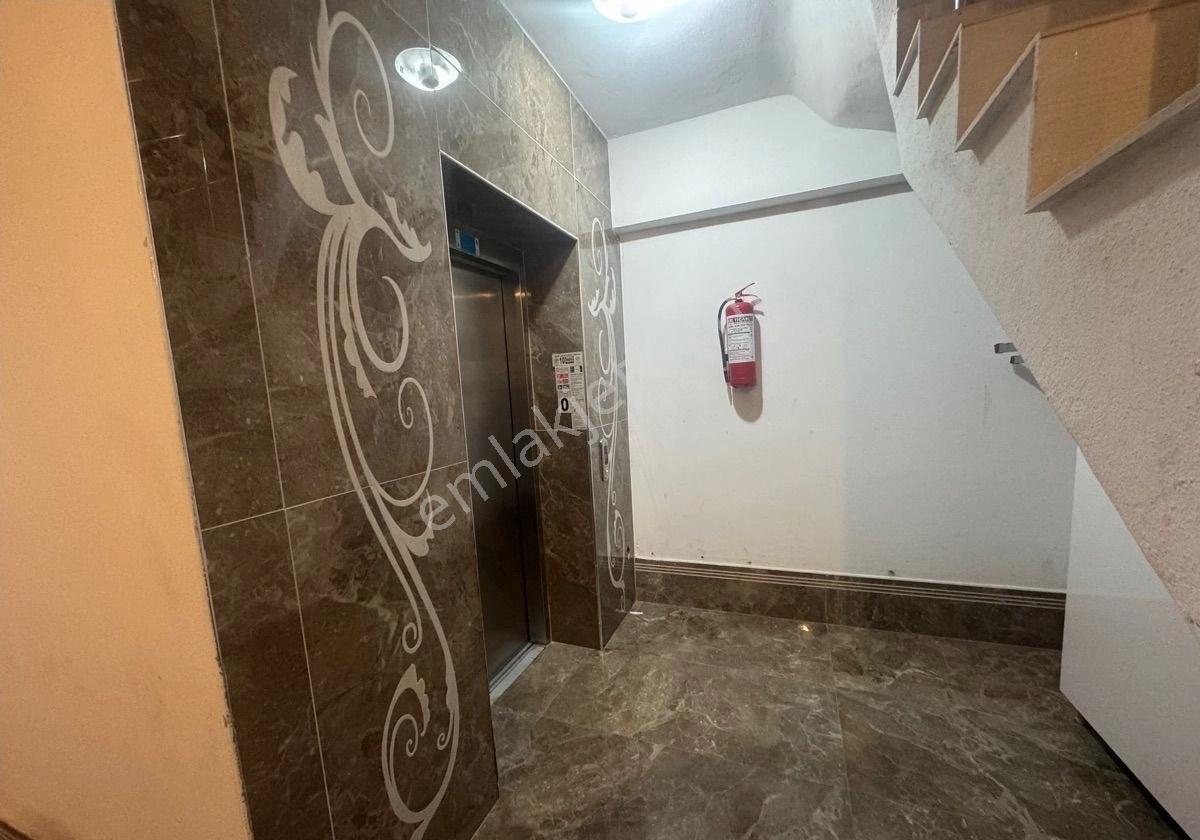 Hasan Bulgur Emlaktan Bahçelievler Mah Atlantis Sitesi Karşısı 3+1 Daire - Görsel 2