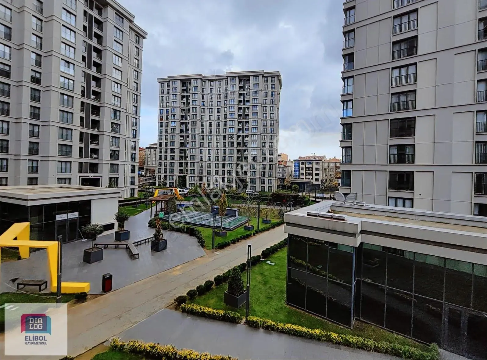 Loca Mahal'de 4,5+1, Özel Dekorlu ,kullanışlı Boş Daire