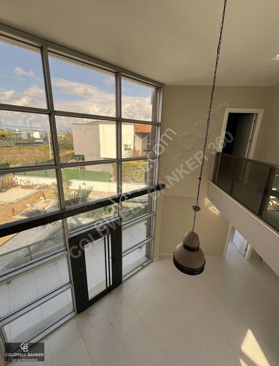 Çeşme Dalyan Sakızlıkoy'a Yakın Havuzlu Müstakil Villa Kiralık - Görsel 13