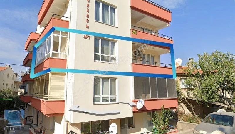 Ayvalık Ali Çetinkaya Mahallesi'nde Satılık 3+1 Daire