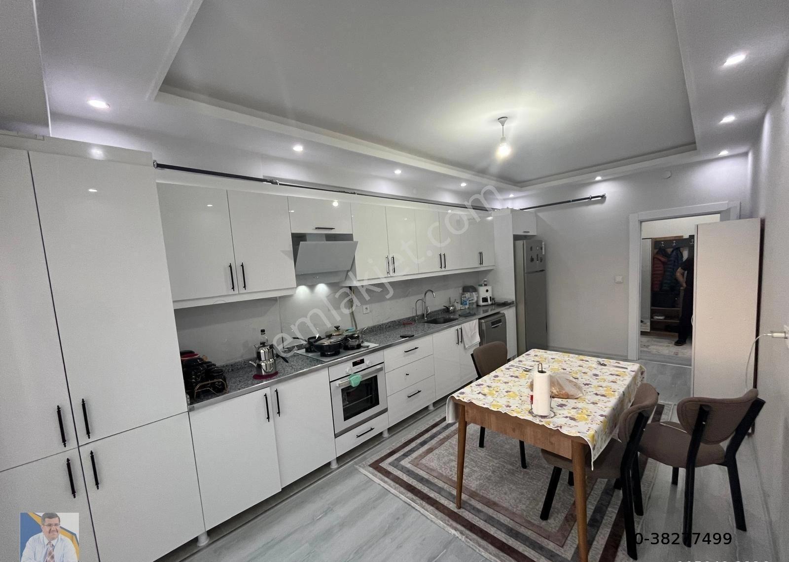 Selimbey Mahallesinde Site İçi Satılık 3+1 Daire - Görsel 11