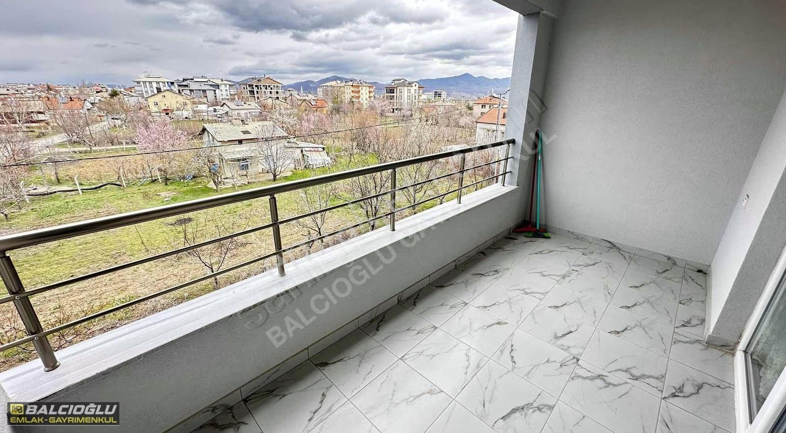 Balcıoğlu Emlaktan Ulukapı Mah.ara Kat Garajlı 3+1 Lüks Daire - Görsel 14
