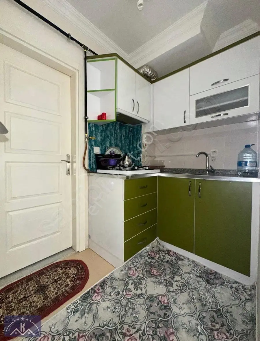 Burdur Emek Mah. 1+1 50m2 Arakat Asansörlü Eşyalı Kiralık Apart - Görsel 3