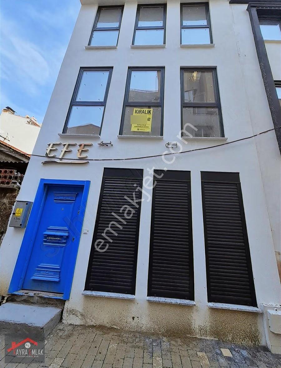 Edremit Belediye Karşısı 3 Katlı Sıfır Kiralık Bina İşyeri