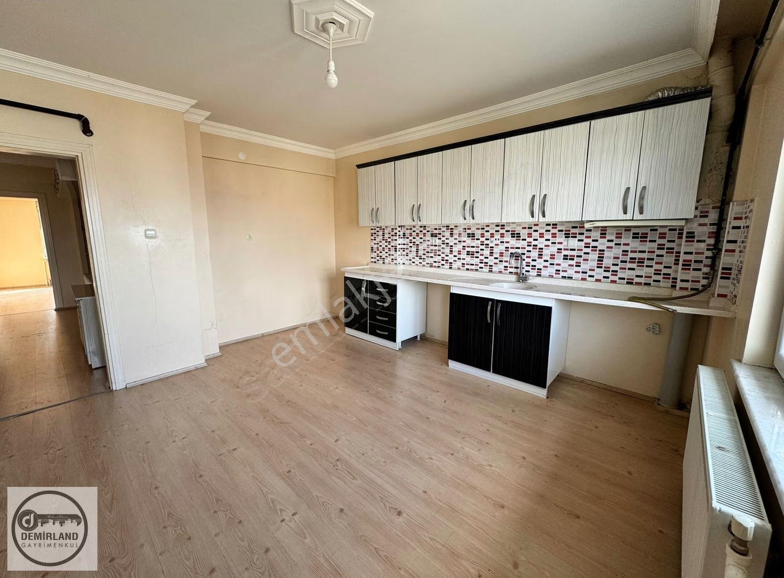 Demirland'dan Kiralık Yunus Emre'de 2+1 Bakımlı Daire - Görsel 9