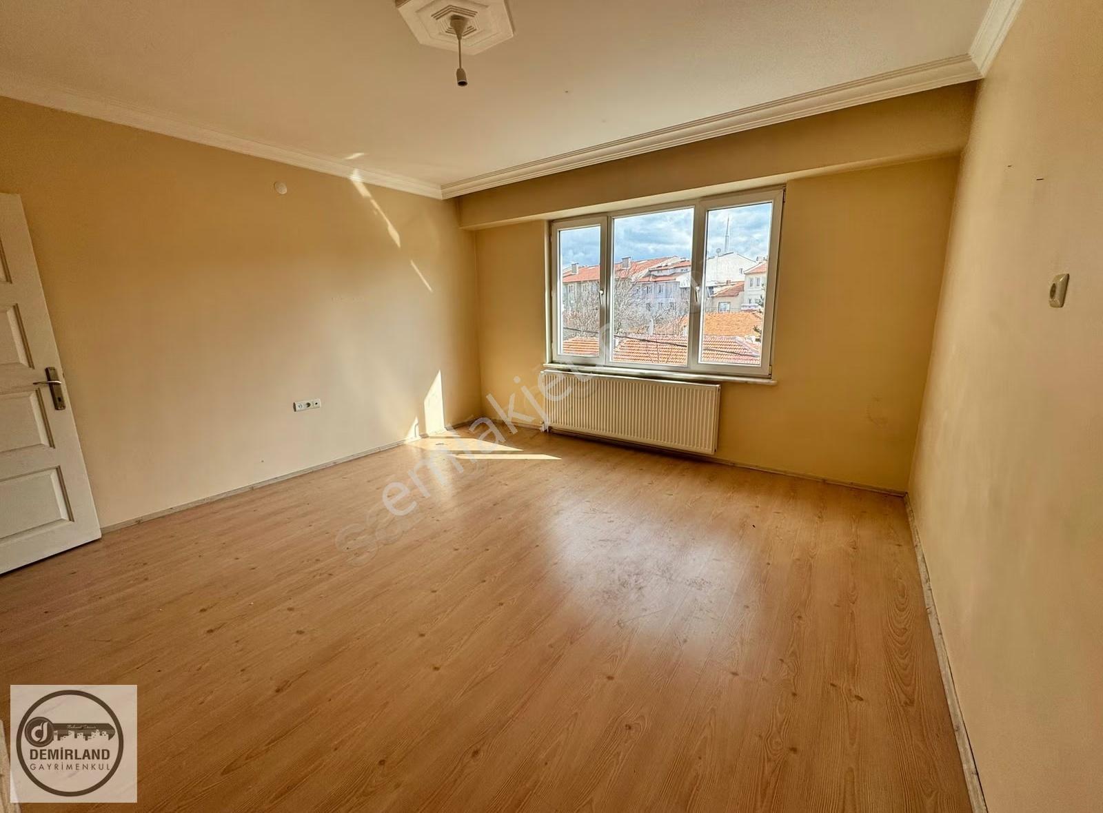 Demirland'dan Kiralık Yunus Emre'de 2+1 Bakımlı Daire - Görsel 11