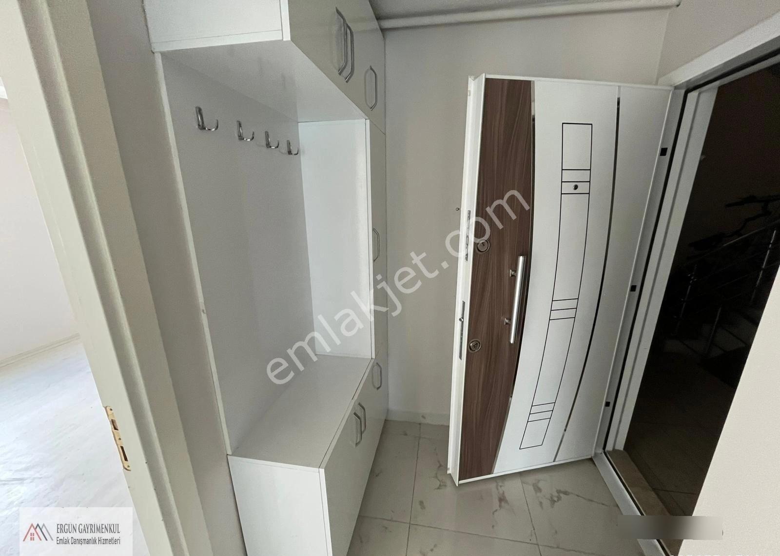 Ergünden Hürriyet Mhde Doğalgazlı Kiralık 2+1 Daire - Görsel 11