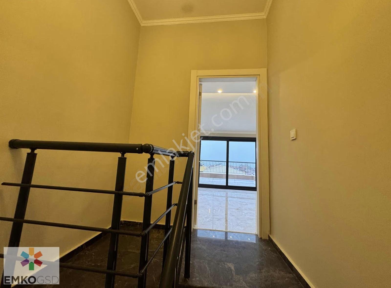 Emkogsd'den Köşe Sıfır Villa Denize Yürüme Mesafesinde - Görsel 17