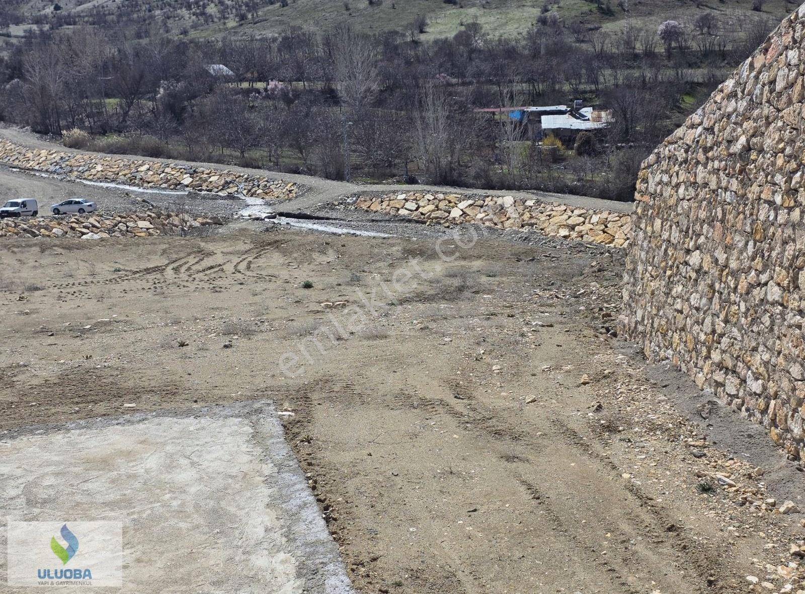Uluoba'dan Keban Bademli'de Anayol Yanı Ticari Arsa - Görsel 7
