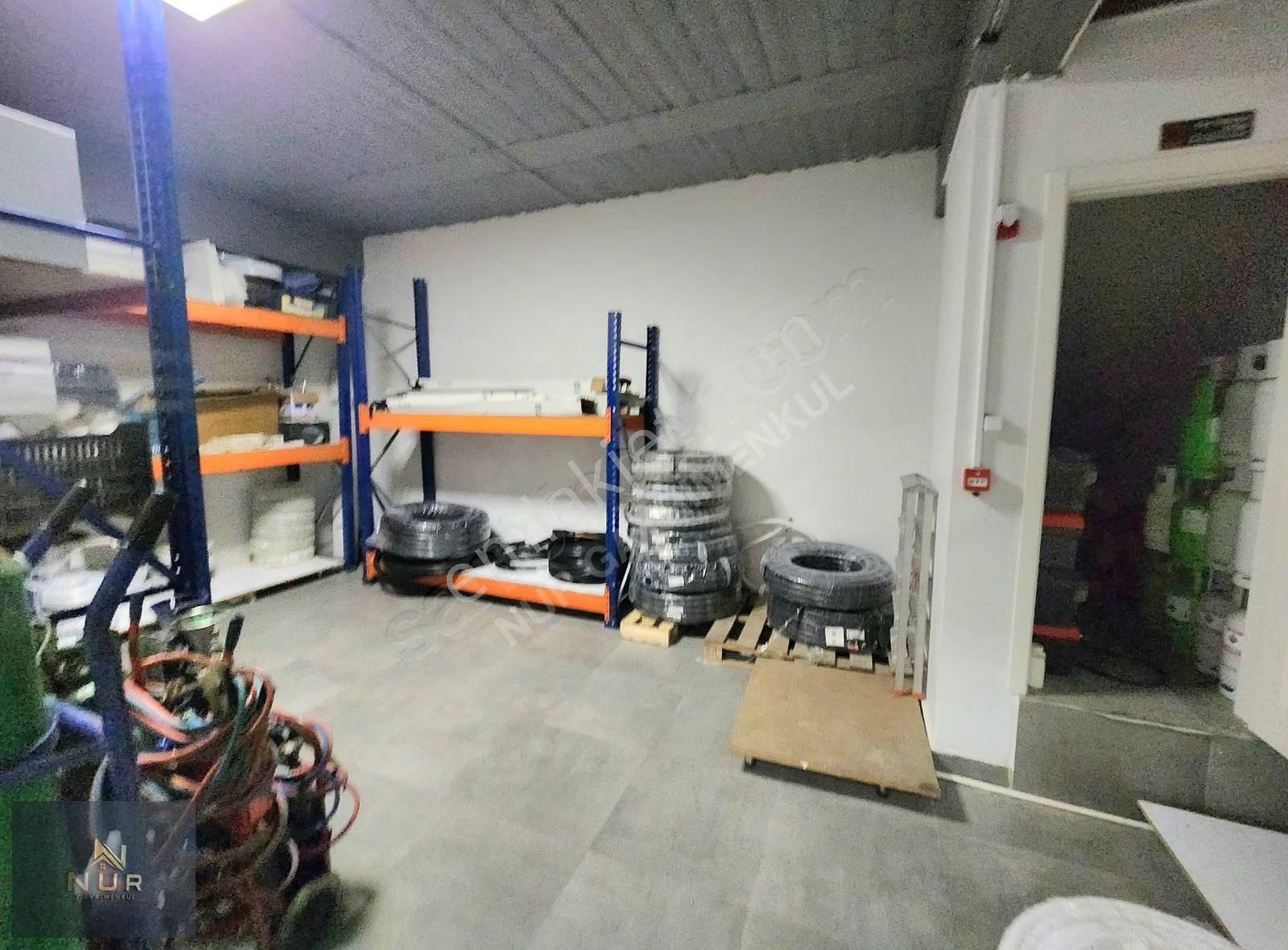 Çiğli Maltepe'de Kurumsal Kullanıma Uygun 550 M² Kiralık Dükkan - Görsel 18